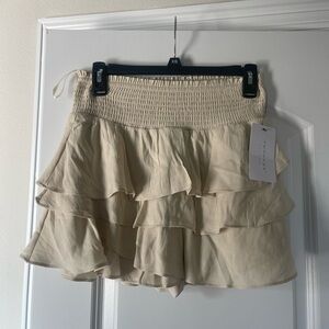 NWT American Theeads Cream Ruffled Mini Skirt 
Size medium